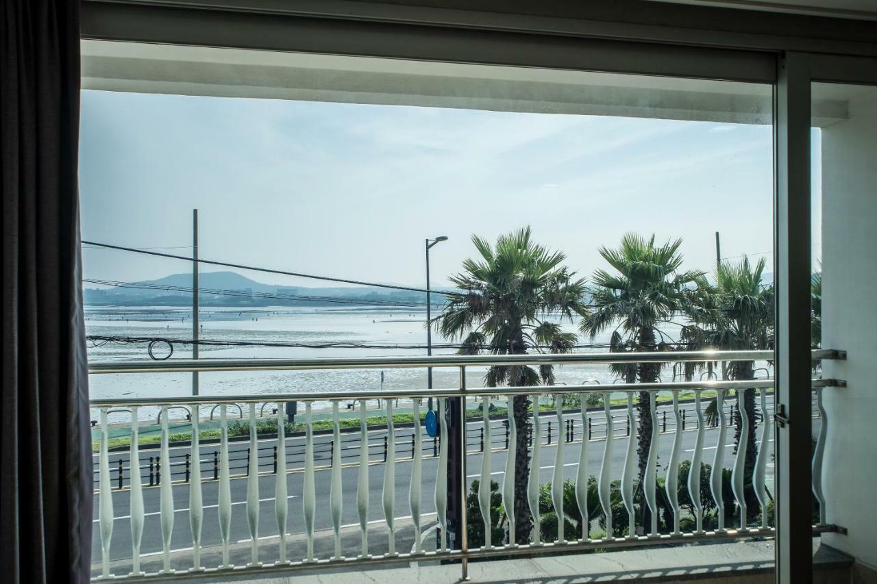 Breeze Bay Hotel مدينة سيوجويبو المظهر الخارجي الصورة